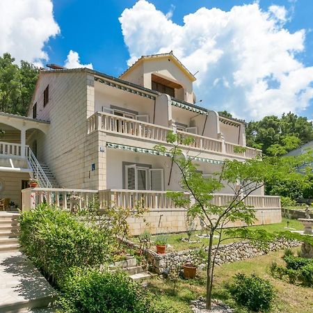 Apartments By The Sea Brela, Makarska - 18356 ภายนอก รูปภาพ