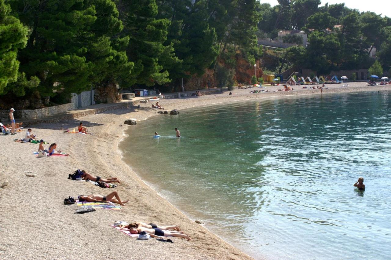 Apartments By The Sea Brela, Makarska - 18356 ภายนอก รูปภาพ