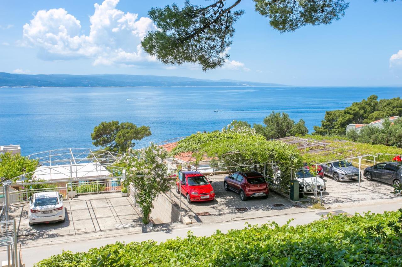 Apartments By The Sea Brela, Makarska - 18356 ภายนอก รูปภาพ
