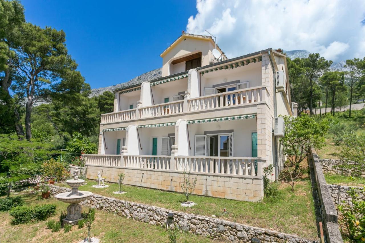 Apartments By The Sea Brela, Makarska - 18356 ภายนอก รูปภาพ