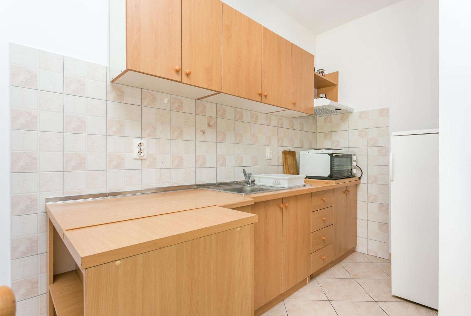Apartments By The Sea Brela, Makarska - 18356 ภายนอก รูปภาพ