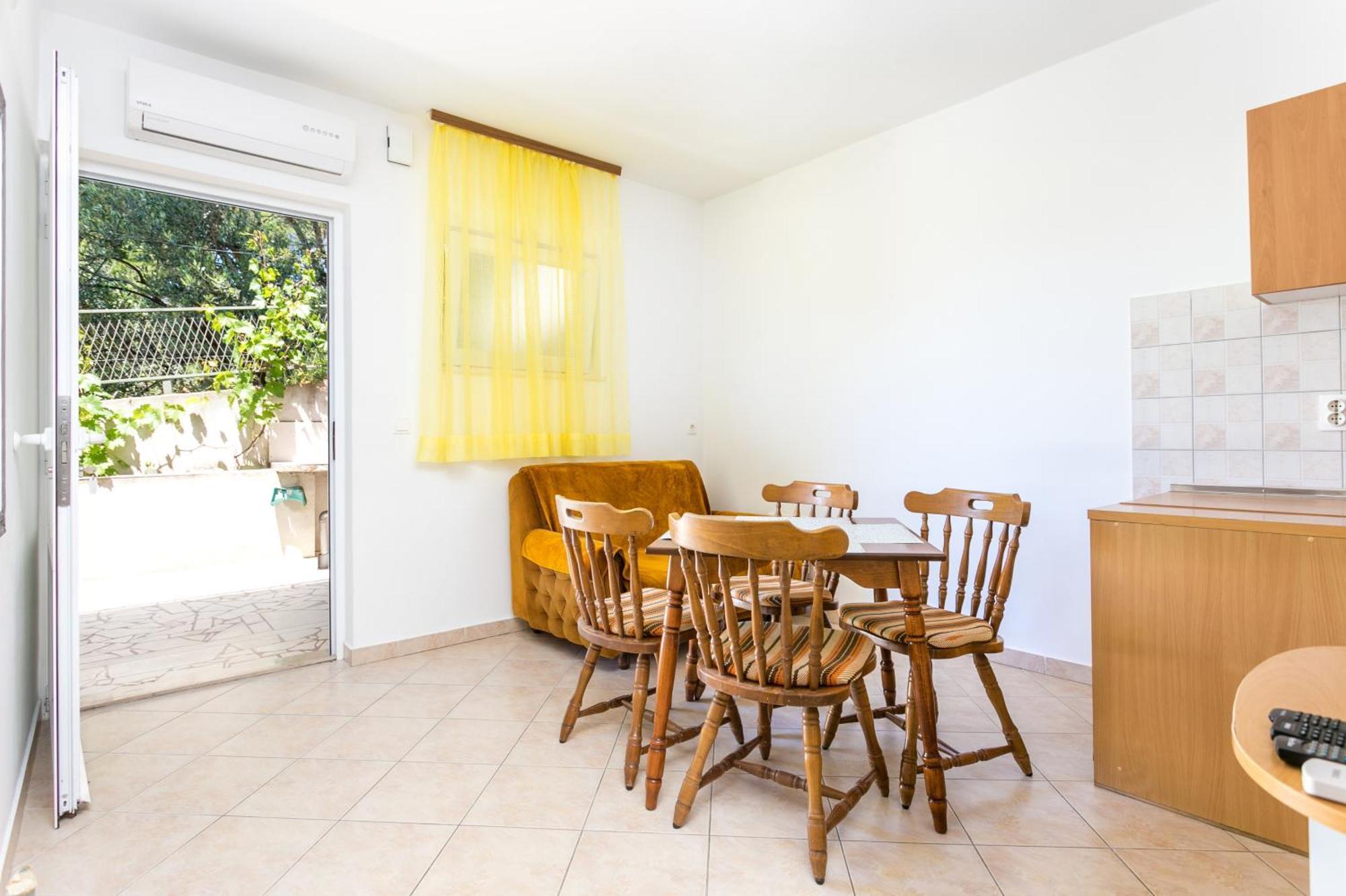 Apartments By The Sea Brela, Makarska - 18356 ภายนอก รูปภาพ