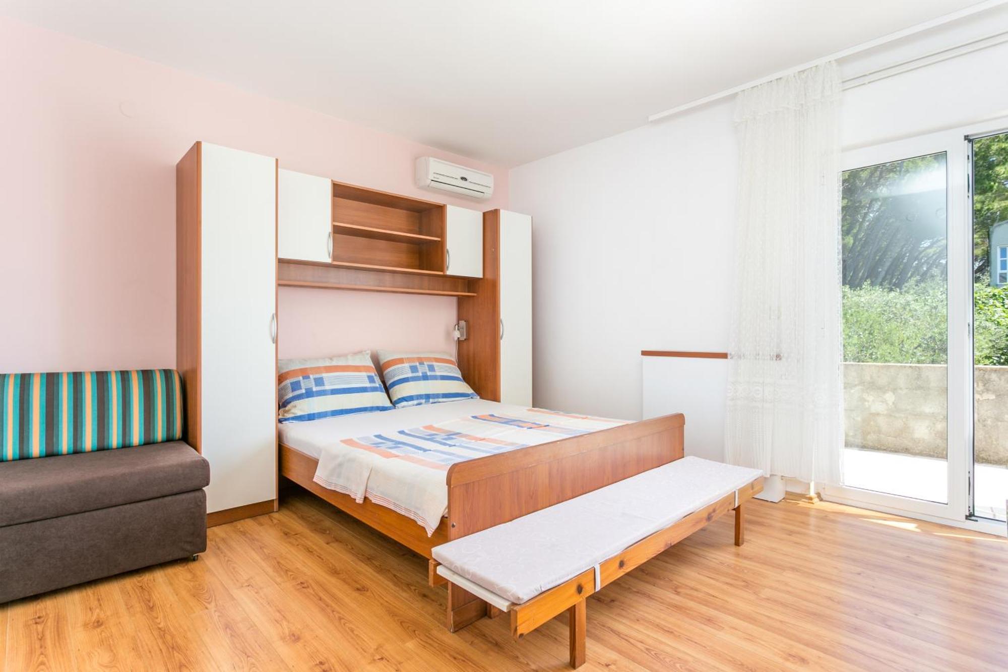 Apartments By The Sea Brela, Makarska - 18356 ภายนอก รูปภาพ
