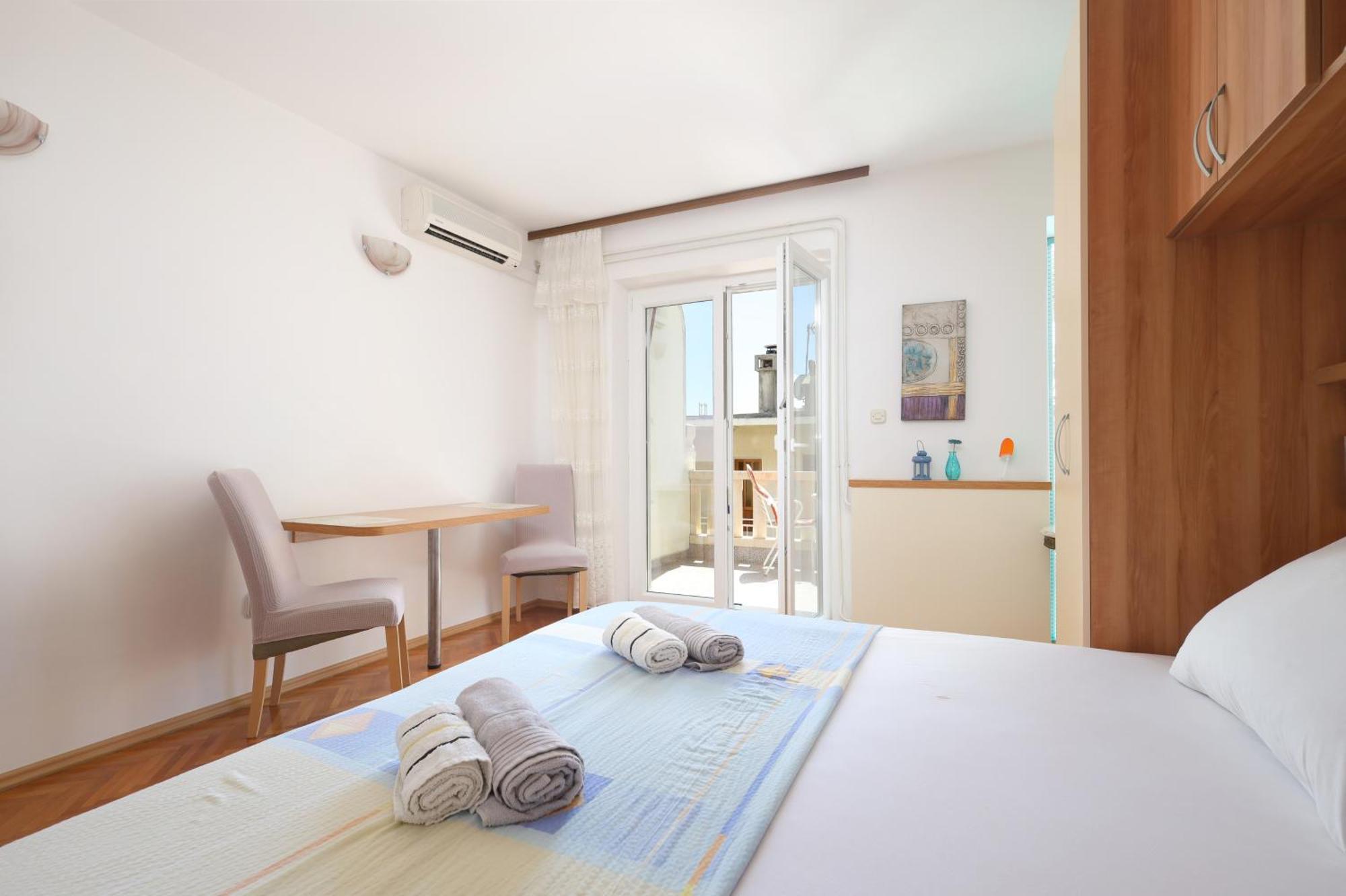 Apartments By The Sea Brela, Makarska - 18356 ห้อง รูปภาพ